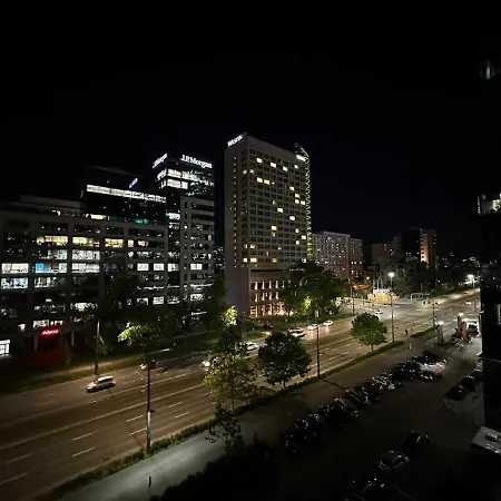 Flat Next To Rondo Onz Apartament