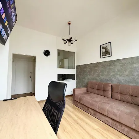 Apartment Flat Next To Rondo Onz *