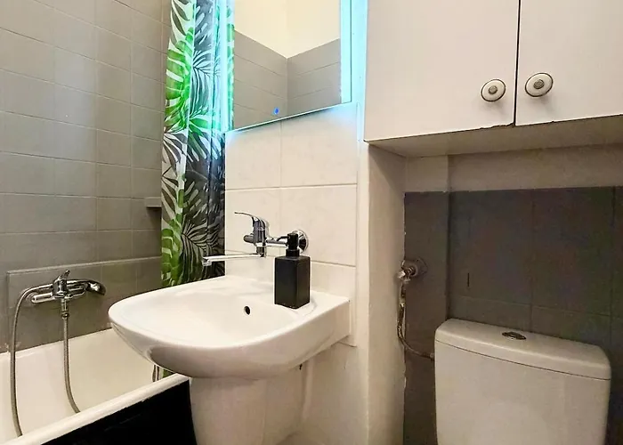 Flat Next To Rondo Onz Warsaw