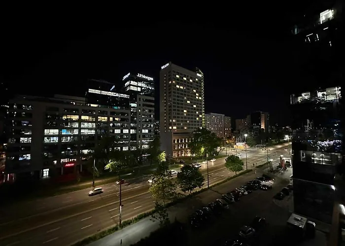 Flat Next To Rondo Onz Apartament